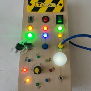 Obdržená Montessori Busy Board s LED světly od zákazníka A***a.