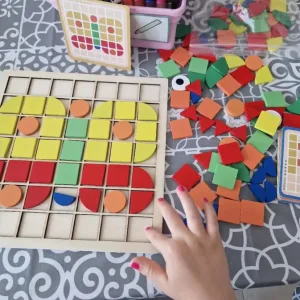 Obdržené dřevěné geometrické mozaikové puzzle od zákazníka E****y.