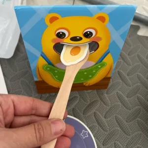 Zákazník E***a obdržel Montessori Simulační Krmení Hra.