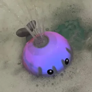 Blikající velrybí sprej do koupele přijatý od zákazníka J***i.