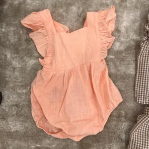 Customer A****e received a Girls' sleeveless jumpsuit.