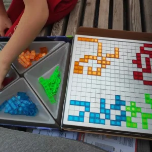 Deskova hra Blokus Squares pro 4 hráče obdržená od zákazníka J***i.