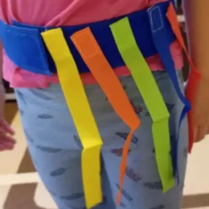 Od zákazníka P******a obdržené dětské hry na chytání ocasů na pásu.