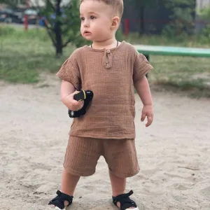 Dětský set s bavlněnou mikinou a kraťasy obdržený od zákazníka L*****a.